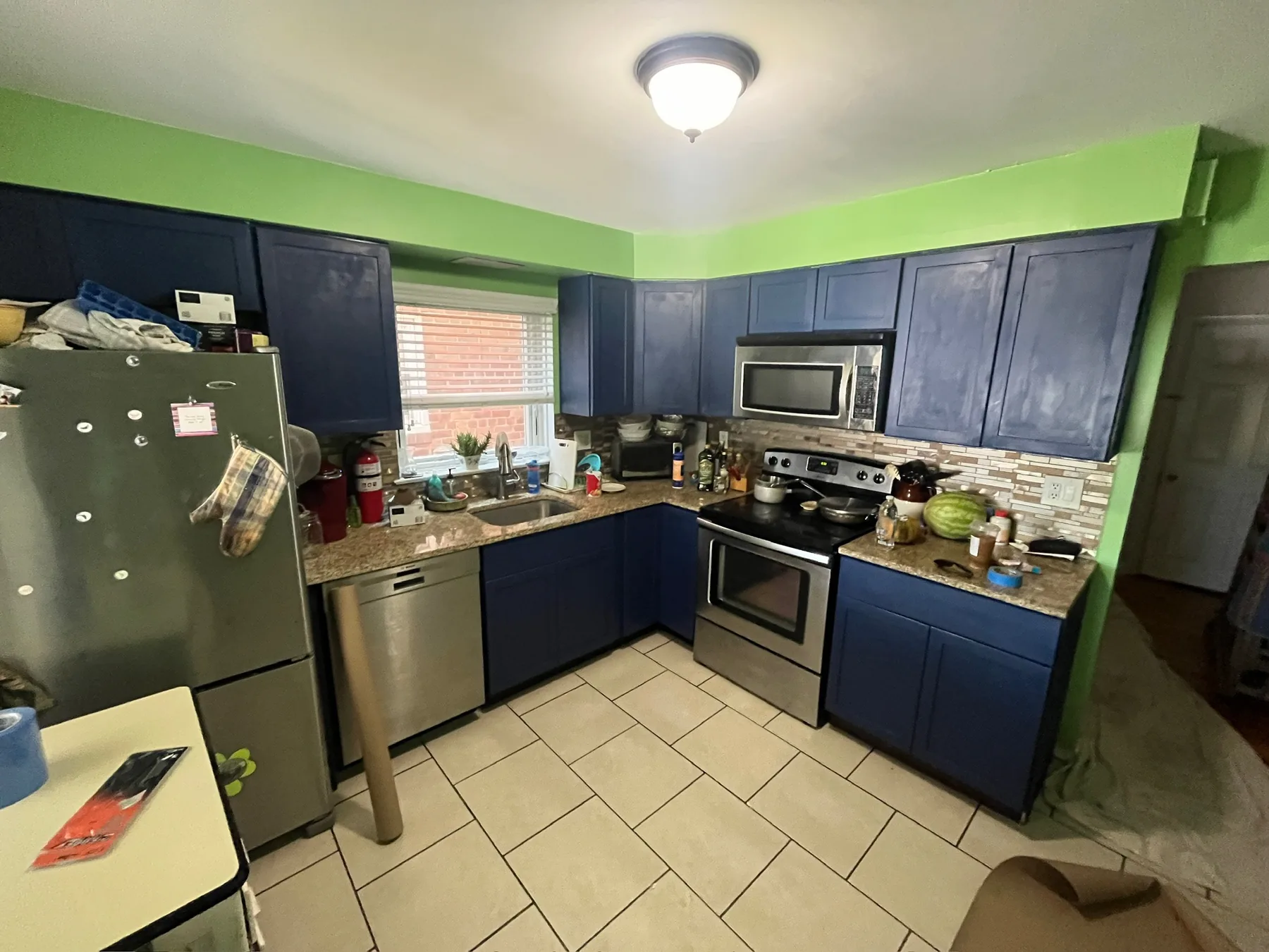 Kitchen cabinets before repainting